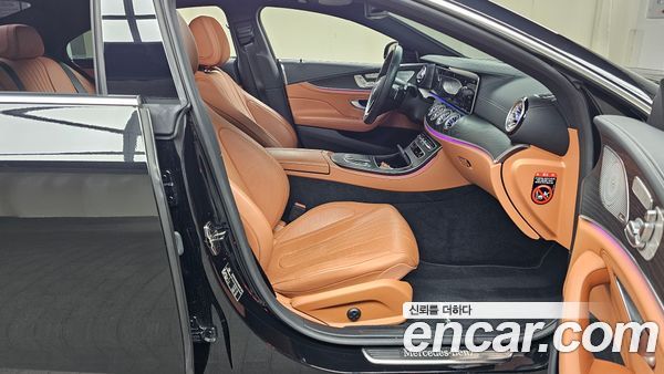 Mercedes-Benz CLS 2022, фото 16