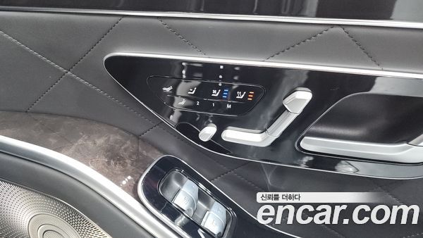 Mercedes-Benz S-Class 2022, фото 35