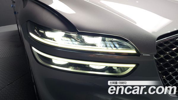 Genesis GV70 2021, фото 8