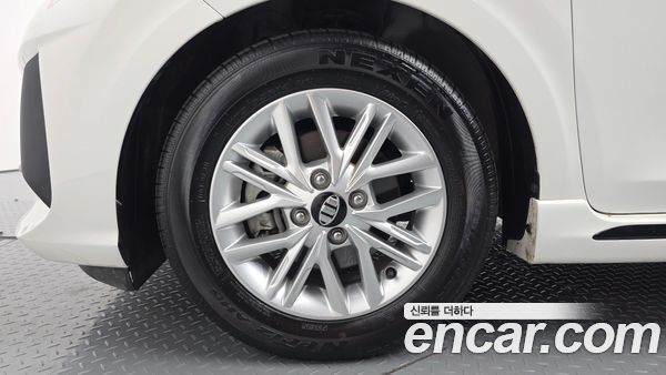Kia Picanto 2021, фото 5