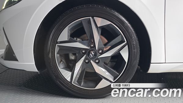 Hyundai Elantra 2021, фото 5