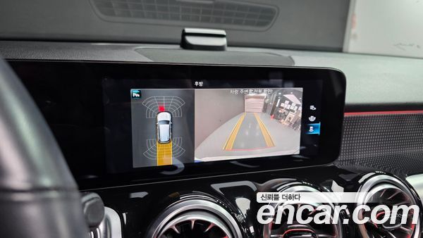 Mercedes-Benz GLB 2022, фото 20