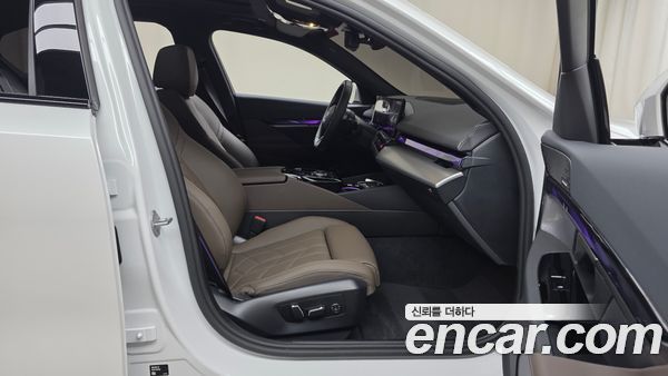 BMW 5 Series 2026, фото 15