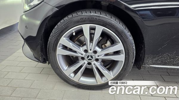 Mercedes-Benz C-Class 2020, фото 5