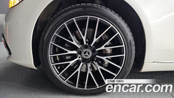 Mercedes-Benz S-Class 2021, фото 5