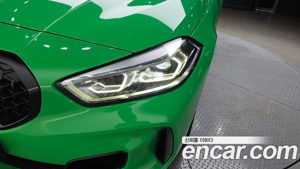 BMW 1 Series 2022, фото 8