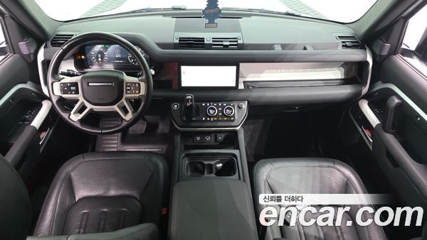 Land Rover Defender 2022, фото 10