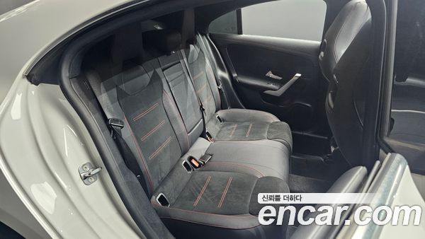 Mercedes-Benz CLA 2023, фото 17