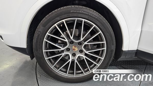 Porsche Cayenne 2023, фото 5