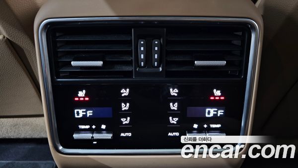 Porsche Cayenne 2023, фото 31