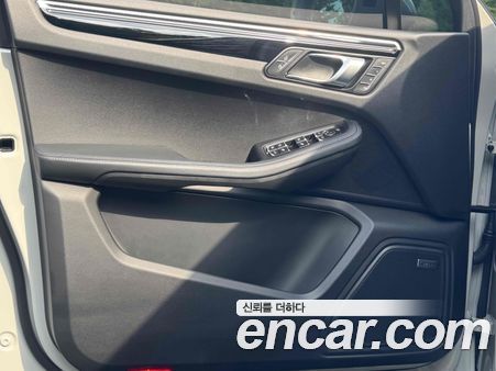 Porsche Macan 2023, фото 17