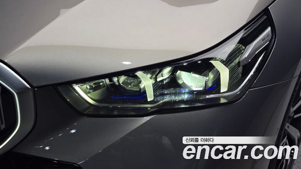 BMW 5 Series 2025, фото 8