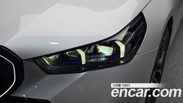 BMW 5 Series 2026, фото 8