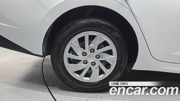 Hyundai Elantra 2021, фото 5