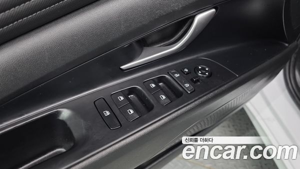 Hyundai Elantra 2021, фото 29