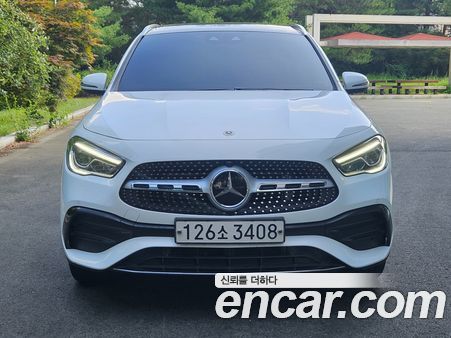 Mercedes-Benz GLA 2023