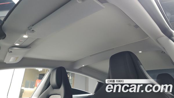 Tesla Model 3 2024, фото 31