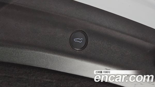 Tesla Model Y 2021, фото 30