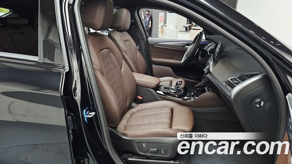 BMW X4 2025, фото 16
