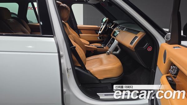 Land Rover Range Rover 2022, фото 16