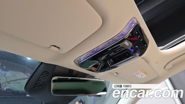 Mercedes-Benz E-Class 2024, фото 28