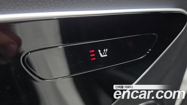 Mercedes-Benz EQE 2024, фото 29