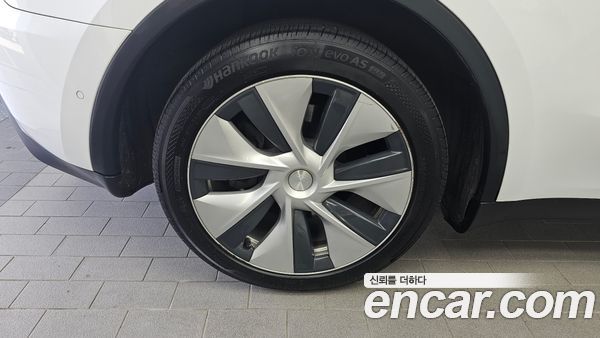 Tesla Model Y 2021, фото 5