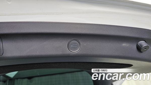 Tesla Model Y 2021, фото 29