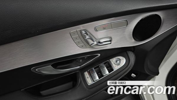 Mercedes-Benz C-Class 2020, фото 28
