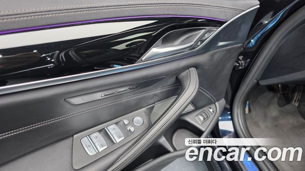BMW 5 Series 2021, фото 26