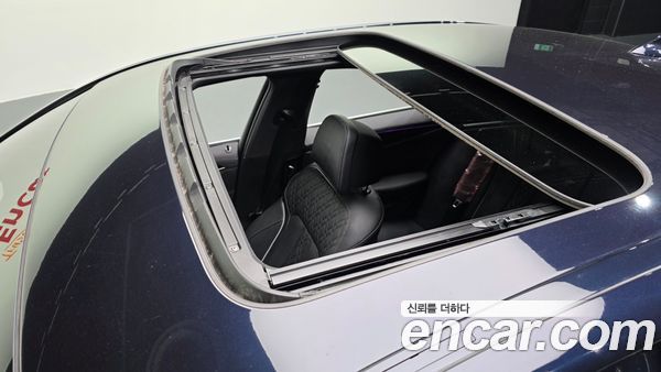 BMW 5 Series 2021, фото 31