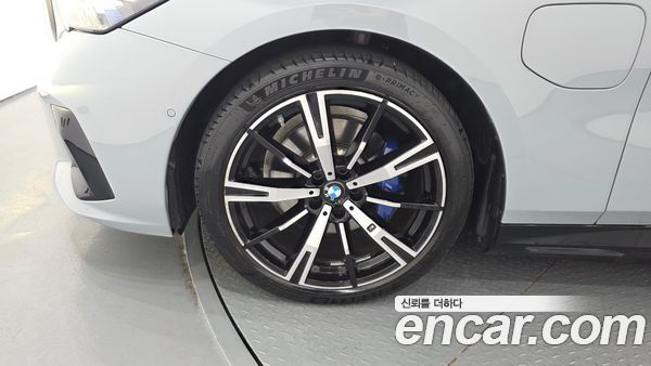 BMW 5 Series 2025, фото 5