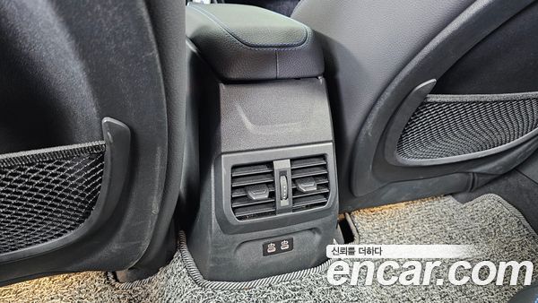 BMW 1 Series 2023, фото 30