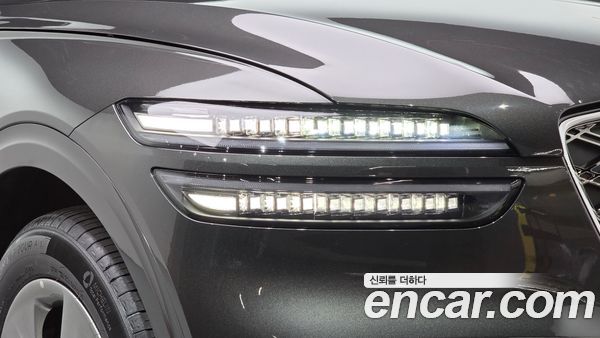 Genesis GV70 2025, фото 8
