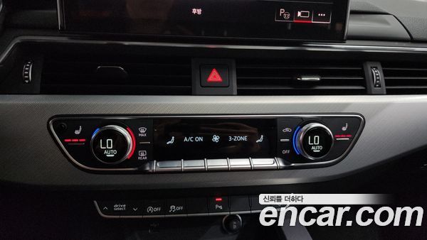 Audi A5 2023, фото 31
