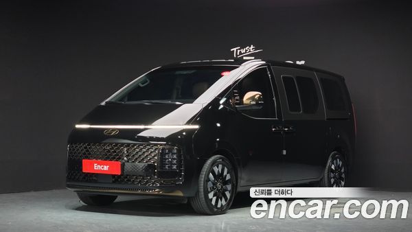 Hyundai Staria 2025