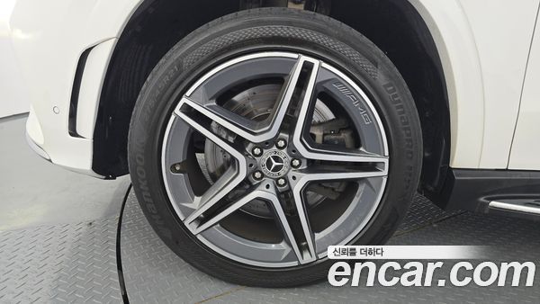 Mercedes-Benz GLS 2022, фото 4