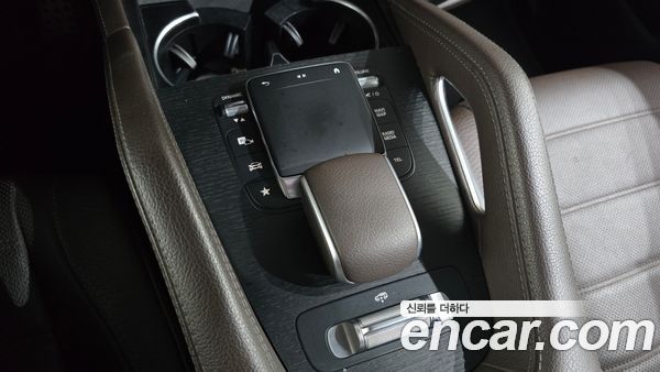 Mercedes-Benz GLS 2022, фото 25