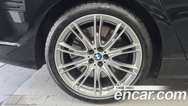 BMW 7 Series 2020, фото 5