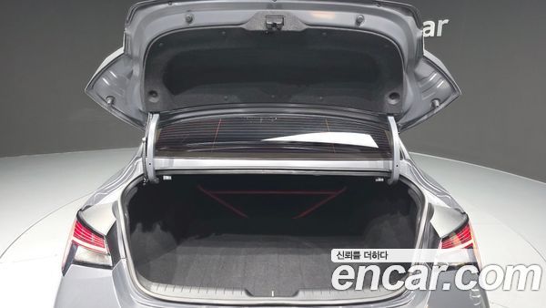 Hyundai Elantra 2024, фото 26