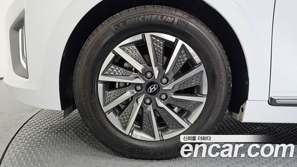 Hyundai IONIQ 2020, фото 5