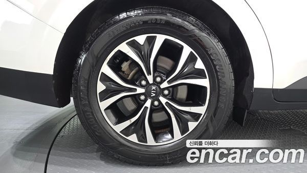 Kia Carnival 2021, фото 5