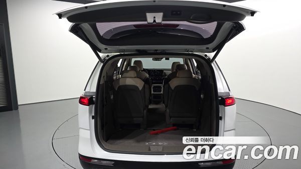 Kia Carnival 2021, фото 20