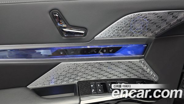 BMW 7 Series 2023, фото 32