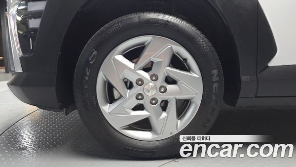 Hyundai Kona 2025, фото 5