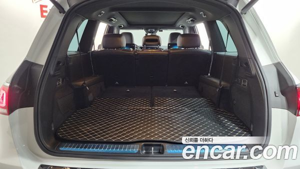 Mercedes-Benz GLS 2023, фото 26