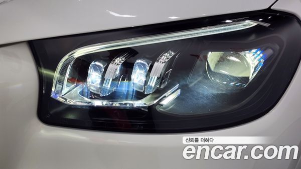 Mercedes-Benz GLS 2023, фото 8