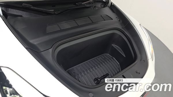 Tesla Model Y 2022, фото 6