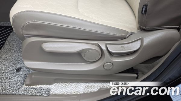 Kia Carnival 2023, фото 30
