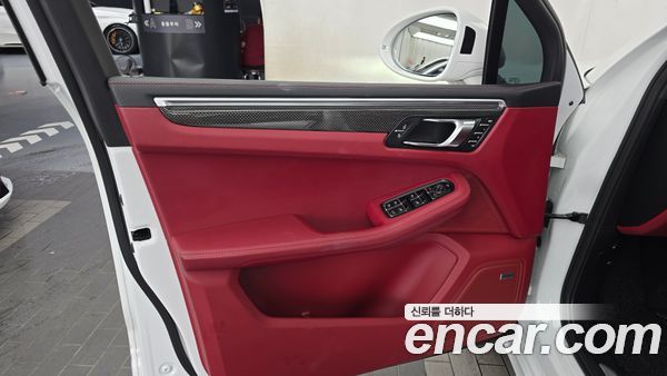 Porsche Macan 2022, фото 14